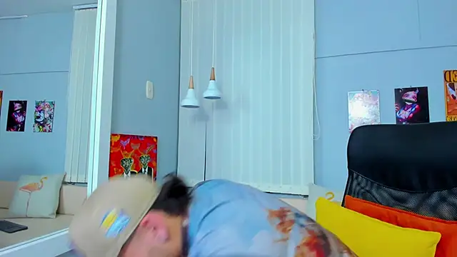 Snapshot of Drako_Lamar chatting on 4, 1, 2025 Drako Lamar online show from 4, 1, 2025