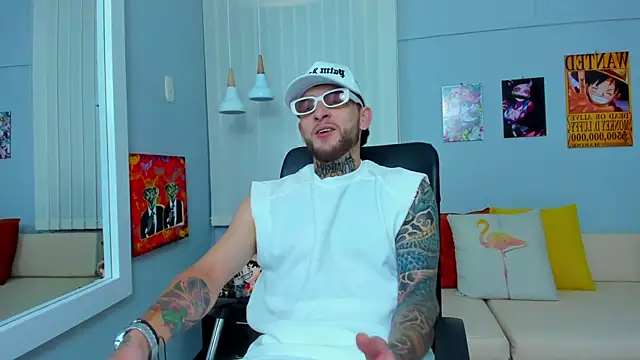 Snapshot of Drako_Lamar chatting on 5, 2, 2025 Drako Lamar online show from 5, 2, 2025