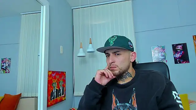 Snapshot of Drako_Lamar chatting on 24, 2, 2025 Drako Lamar online show from 24, 2, 2025