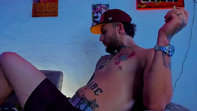 Snapshot of Drako_Lamar chatting on 18, 9, 2025 Drako Lamar online show from 18, 9, 2025