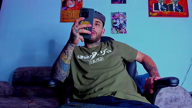 Snapshot of Drako_Lamar chatting on 10, 10, 2025 Drako Lamar online show from 10, 10, 2025