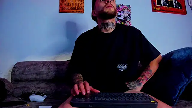 Snapshot of Drako_Lamar chatting on 29, 10, 2025 Drako Lamar online show from 29, 10, 2025