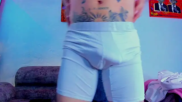 Snapshot of Drako_Lamar chatting on 13, 11, 2025 Drako Lamar online show from 13, 11, 2025