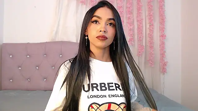 Snapshot of Alleanys_Cristal chatting on 18, 1, 2025 Alleanys Cristal online show from 18, 1, 2025