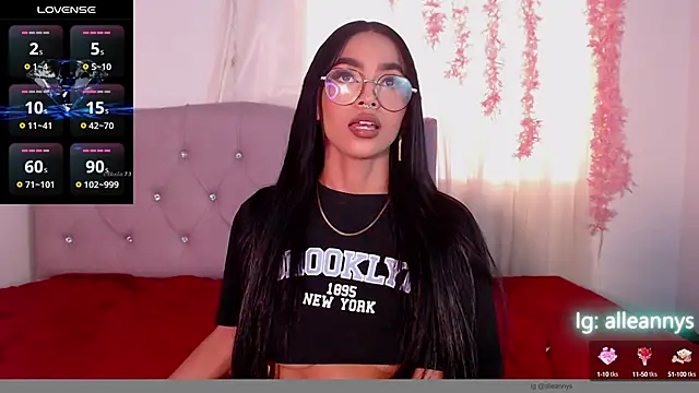 Snapshot of Alleanys_Cristal chatting on 24, 2, 2025 Alleanys Cristal online show from 24, 2, 2025