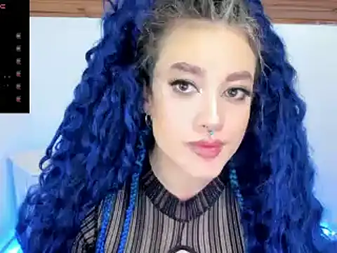 Snapshot of kat_apple chatting on 8, 3, 2025 kat apple online show from 8, 3, 2025