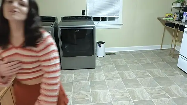 sexylilly69 online show from 27, 10, 2025