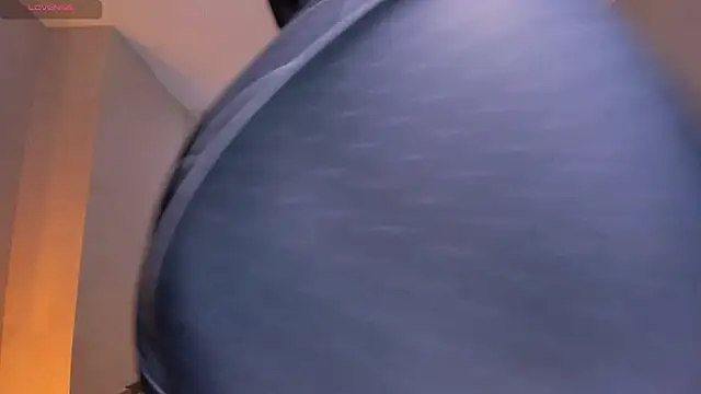 GigiLee  online show from 21, 1, 2025