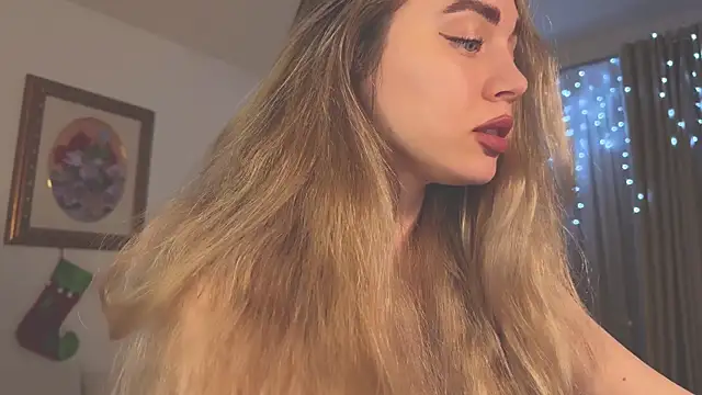 hotexclusive  online show from 5, 1, 2025