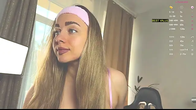 hotexclusive  online show from 17, 9, 2025