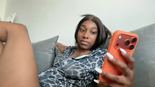 Snapshot of smileybabe chatting on 5, 7, 2026 smileybabe online show from 5, 7, 2026