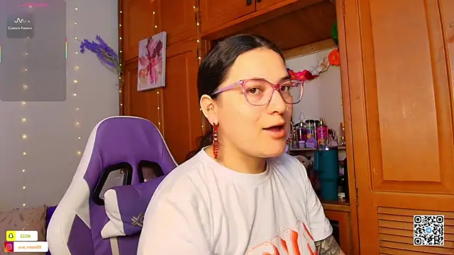 Snapshot of eva_rosse69 chatting on 18, 3, 2026 eva rosse69 online show from 18, 3, 2026