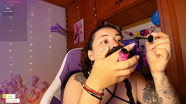 Snapshot of eva_rosse69 chatting on 18, 4, 2026 eva rosse69 online show from 18, 4, 2026