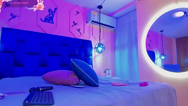 Snapshot of Atenea_cute21 chatting on 10, 1, 2025 Atenea cute21 online show from 10, 1, 2025