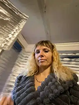 Snapshot of Anita-Smith chatting on 10, 12, 2024 Anita-Smith online show from 10, 12, 2024