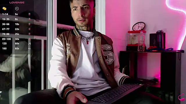 JuanCamiilo 66 online show from 23, 9, 2025