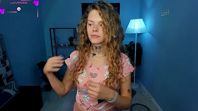 RayaNenlia online show from 7, 10, 2025