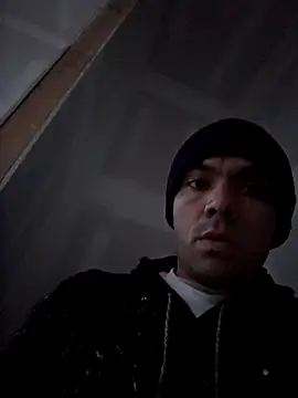 Snapshot of calichemiles chatting on 6, 2, 2026 calichemiles online show from 6, 2, 2026