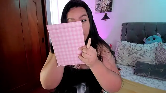 Melody bonnie online show from 11, 4, 2026