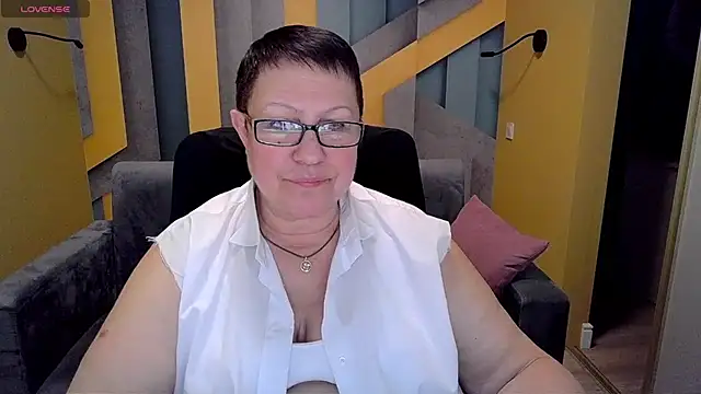 BarbaraTurners online show from 8, 3, 2025