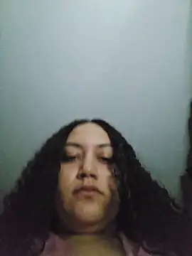 Snapshot of honeeyyy_pot chatting on 30, 10, 2025 honeeyyy pot online show from 30, 10, 2025