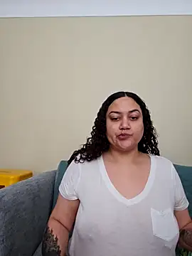 honeeyyy pot online show from 24, 3, 2026