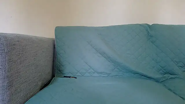 Snapshot of honeeyyy_pot chatting on 2, 5, 2026 honeeyyy pot online show from 2, 5, 2026