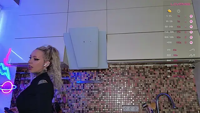 Snapshot of 2badforyou chatting on 20, 11, 2025 2badforyou online show from 20, 11, 2025