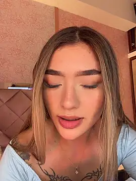 Snapshot of Arianavillada chatting on 12, 7, 2026 Arianavillada online show from 12, 7, 2026