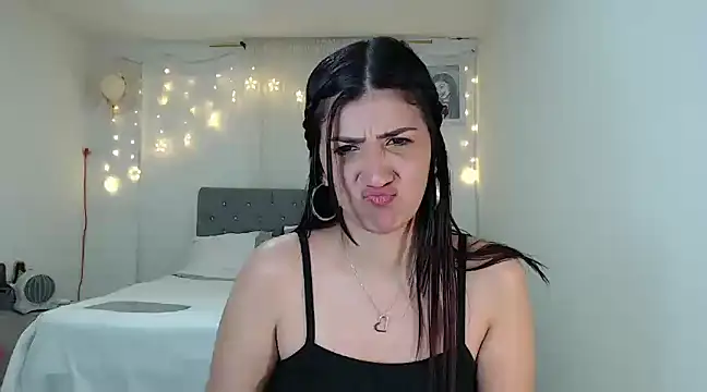 Snapshot of ZajiraShane chatting on 23, 1, 2025 ZajiraShane online show from 23, 1, 2025