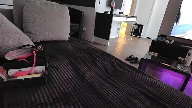 Snapshot of Hot_ToyBoy6974 chatting on 14, 3, 2025 Hot ToyBoy6974 online show from 14, 3, 2025