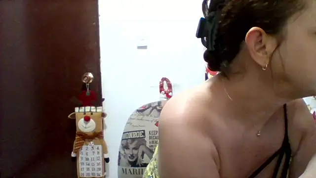 Snapshot of Alisson_brand chatting on 14, 12, 2024 Alisson brand online show from 14, 12, 2024