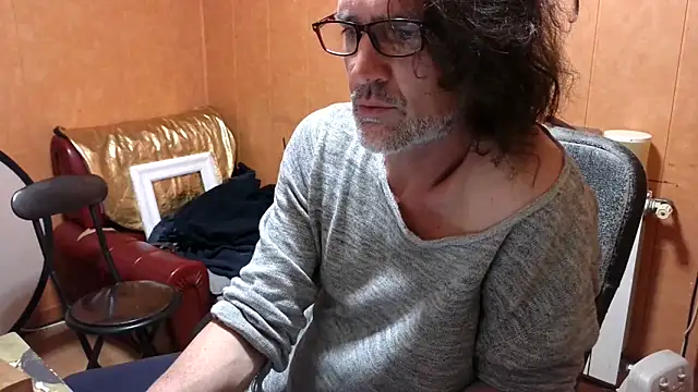 Lia Y PatrickX online show from 11, 11, 2025