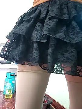 Snapshot of zizi_public chatting on 10, 2, 2025 zizi public online show from 10, 2, 2025