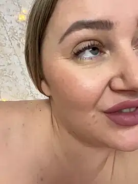 LadyLolyPop  online show from 4, 2, 2025