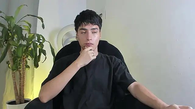 sebas rose online show from 17, 12, 2025