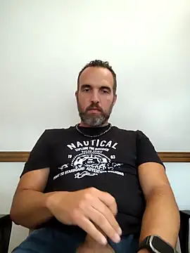 Snapshot of leon3875 chatting on 9, 2, 2026 leon3875 online show from 9, 2, 2026