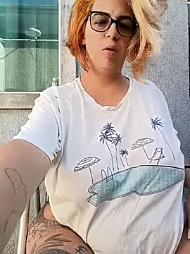 Snapshot of Escarlate4you_ chatting on 29, 11, 2025 Escarlate4you online show from 29, 11, 2025