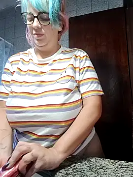 Escarlate4you  online show from 6, 3, 2026