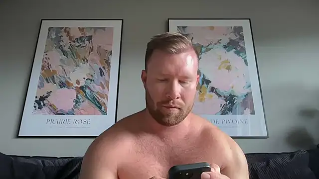Snapshot of swekingxx chatting on 15, 6, 2026 swekingxx online show from 15, 6, 2026
