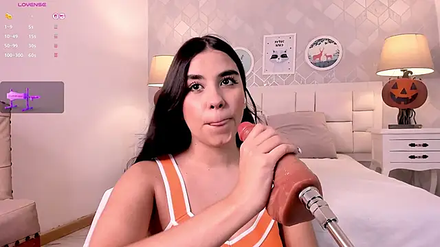 Snapshot of Mara_Betancurt chatting on 29, 10, 2025 Mara Betancurt online show from 29, 10, 2025