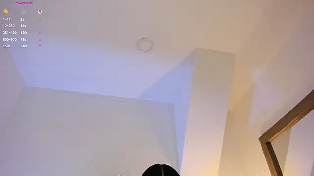 Snapshot of Mara_Betancurt chatting on 12, 11, 2025 Mara Betancurt online show from 12, 11, 2025