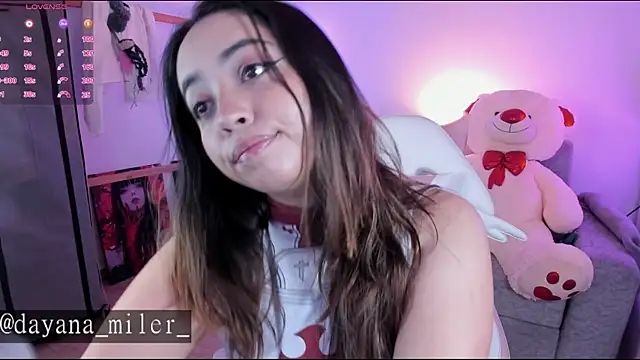 Snapshot of _dayana_miler chatting on 25, 5, 2026 dayana miler online show from 25, 5, 2026