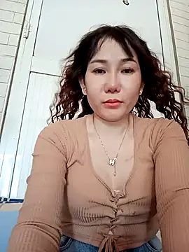 Ana love2000 online show from 2, 3, 2025