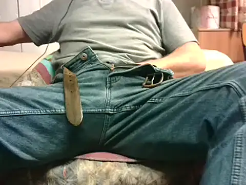 Giulio35 Pika online show from 13, 4, 2026