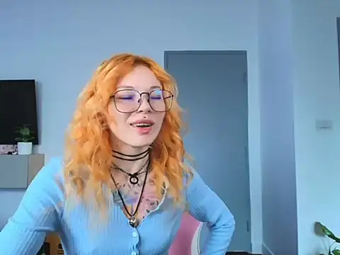 juicyshow  online show from 16, 9, 2025