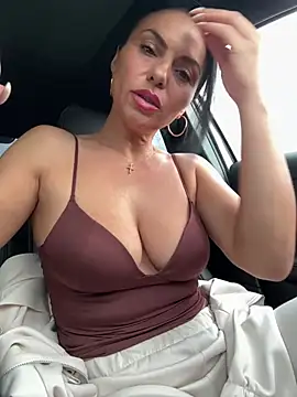 KimKelly13 online show from 20, 5, 2026