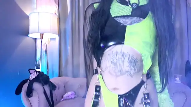 zephirahabney online show from 5, 3, 2026