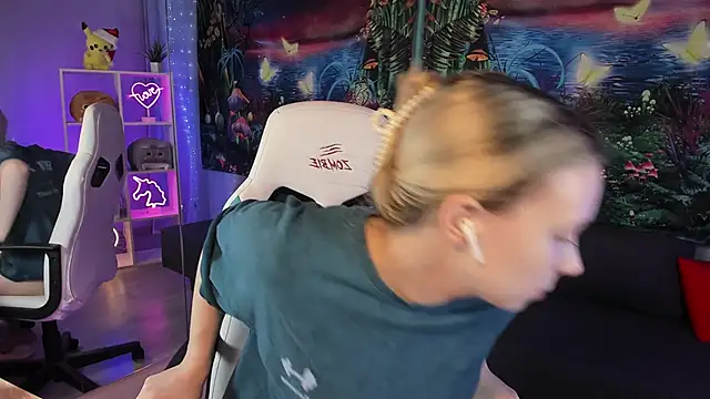 TiffanyBatson online show from 15, 1, 2025