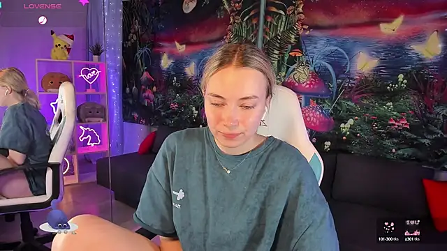 TiffanyBatson online show from 22, 1, 2025